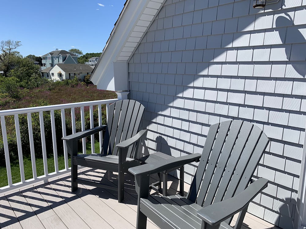 Sea Breeze  Deck